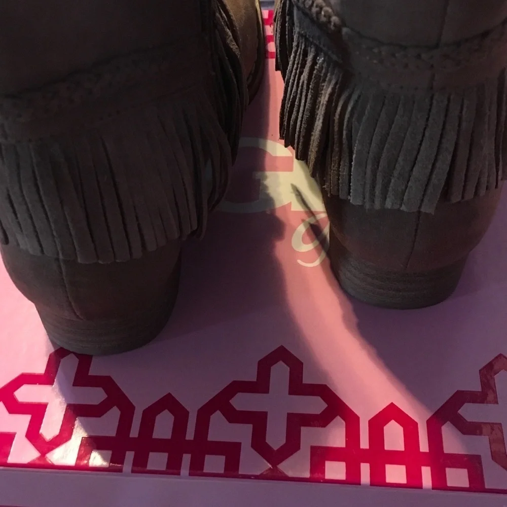 💕GB Sahara Sand gorgeous girls boots size 13 NWT
